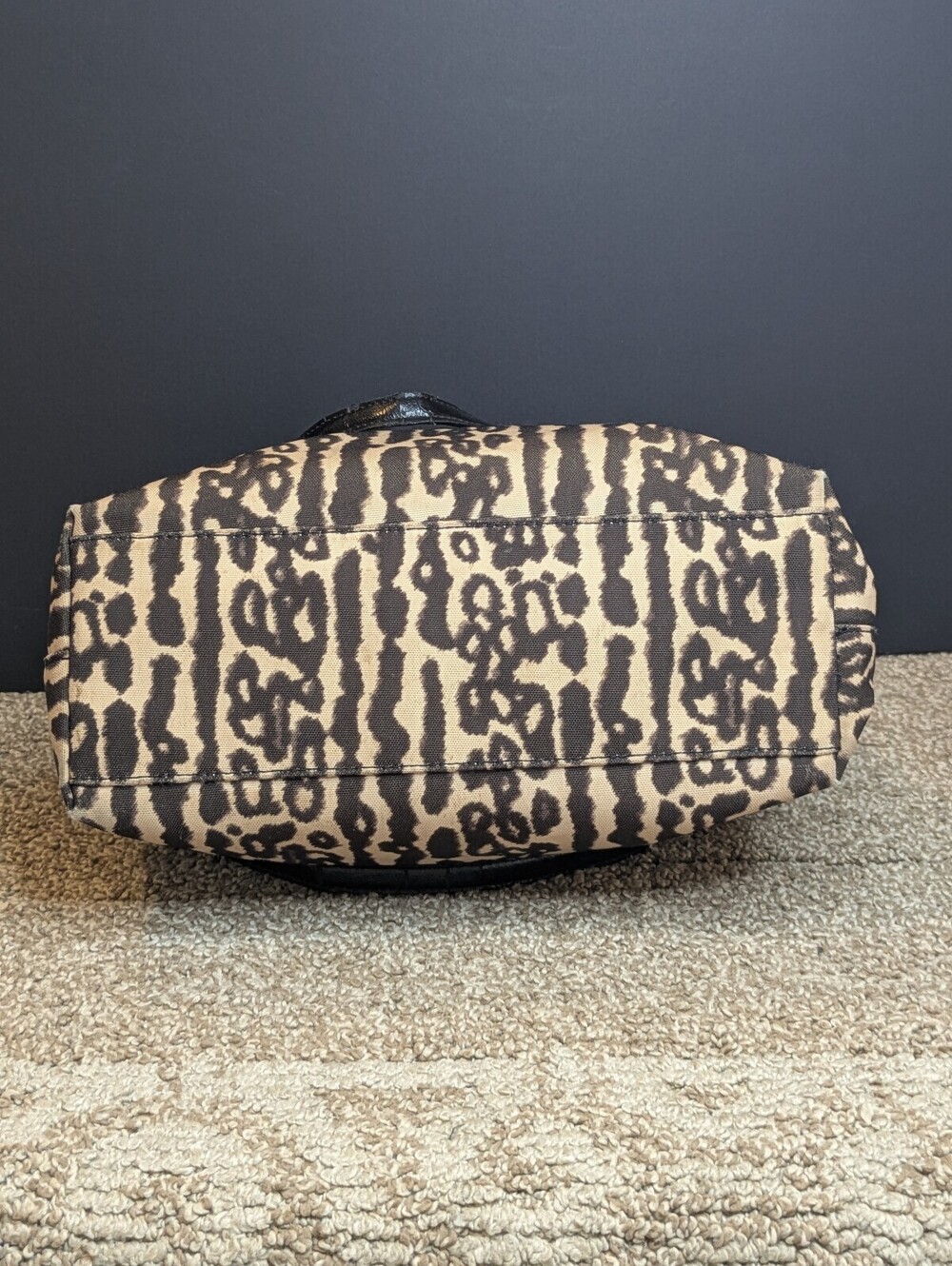 Coach F31901 Chelsea SIS Tote Shoulder Purse Black Tan Leopard Print Leather - Picture 5 of 9